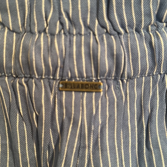 Billabong shorts - Picture 2 of 6